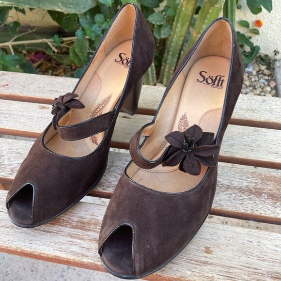 Sofft Women's Retro Geva Brown Suede Peep Toe Mary Jane Pumps Size 9W - Picture 12 of 13